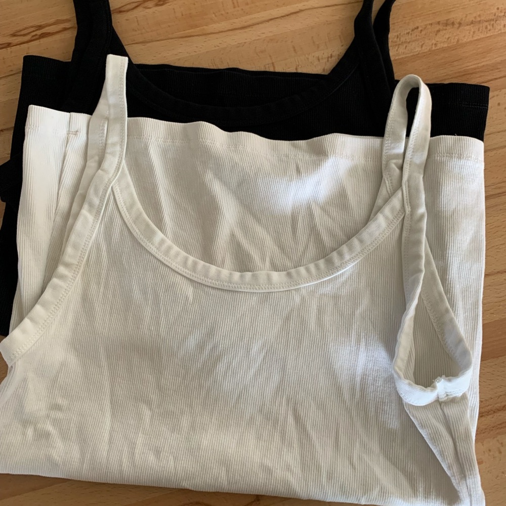 H&M basic tanks